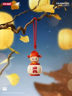 新品|看LABUBU如何玩转古代夜市!
LABUBU国风首