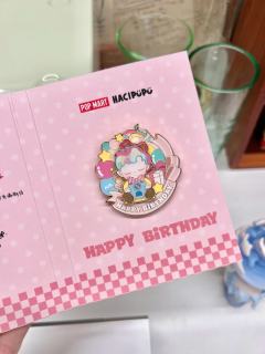 2025八月生日徽章