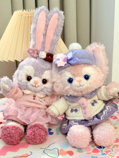 露露贝儿姐妹萌萌穿粉色的露露 穿紫色的贝儿 像互换颜色的萌萌姐妹😊