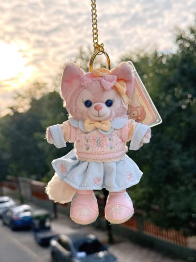 春日贝已经在它应该在的价格上啦！💥这次春日限定的贝儿￼，配色好嫩💘，搭配粉蓝色的衣服包包👛超级配！头上扎个小蝴蝶结🎀的想要萌晕我吗🩵