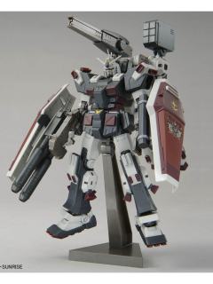 HGGT 高达基地限定 全装备高达 VS 精神力扎古 （机动战士高达 雷霆宙域10周年纪念Ver.）-资料图