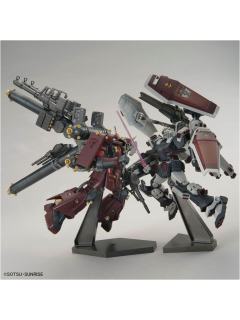 HGGT 高达基地限定 全装备高达 VS 精神力扎古 （机动战士高达 雷霆宙域10周年纪念Ver.）-资料图