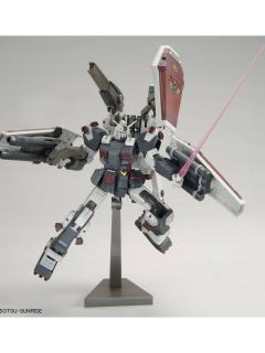 HGGT 高达基地限定 全装备高达 VS 精神力扎古 （机动战士高达 雷霆宙域10周年纪念Ver.）-资料图