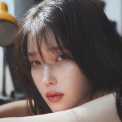 IU